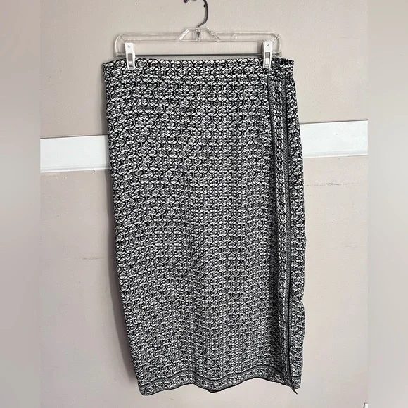 Max Studio Black and White Skirt Size L - Picture 6 of 9